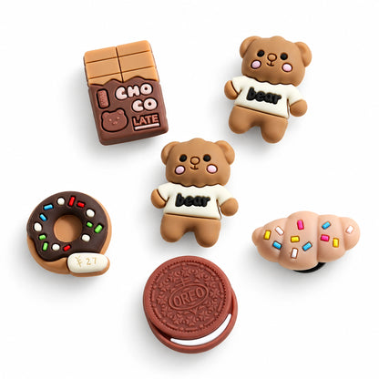 Six-piece donut and bear decorative hole charm set with two bears, chocolate, donut, cookie and croissant