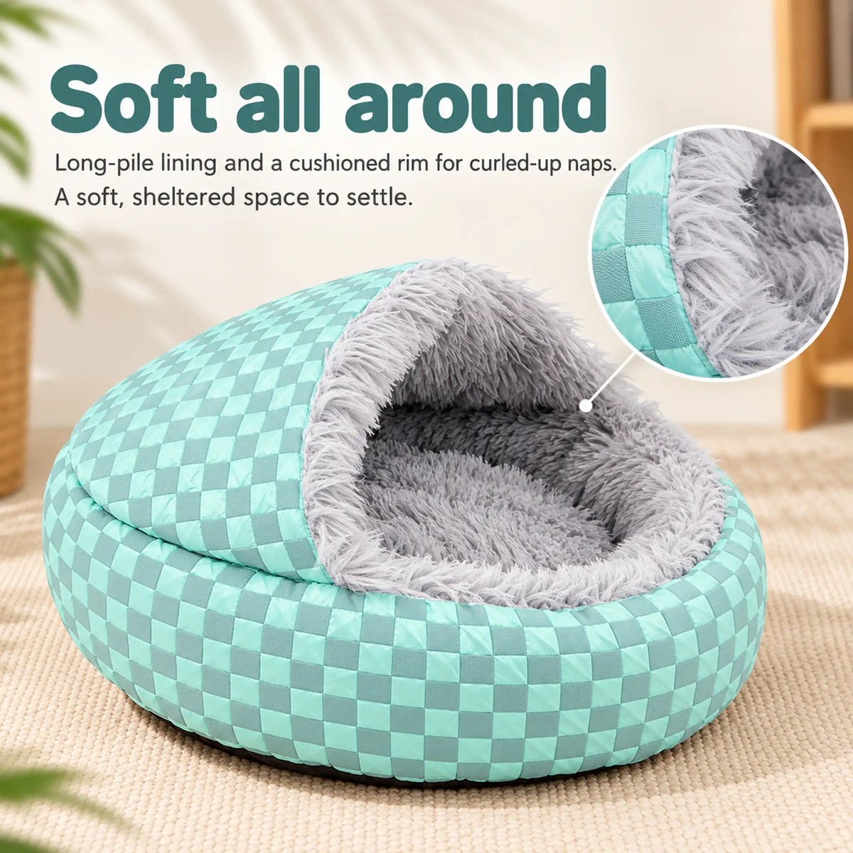 Grey long-pile lining and checkerboard seam close-up on the blue-green shell bed, with a cushioned-rim feature caption.