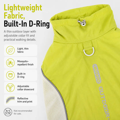 Lightweight fabric D-ring adjustable drawcord and reflective trim details